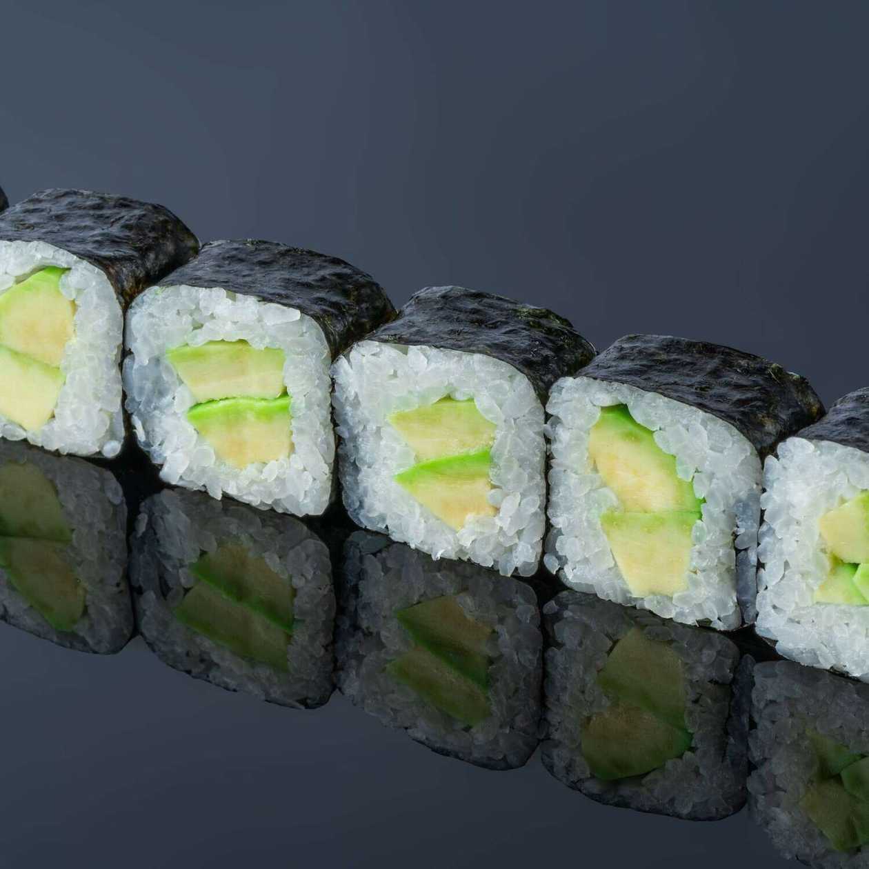 Maki avokaadoga (8tk)