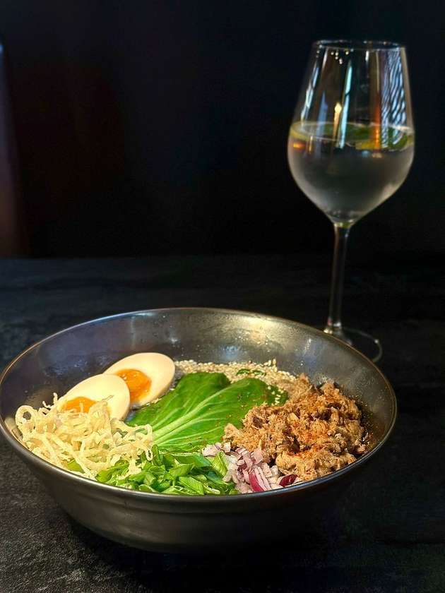 KAMO SHIO RAMEN