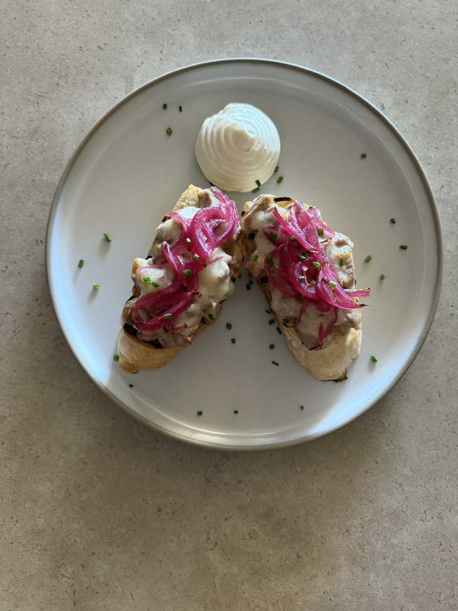 TUNA on TOAST