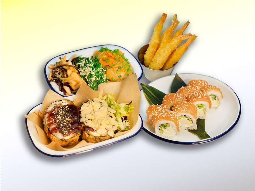 SUSHIBURGER BOX 1