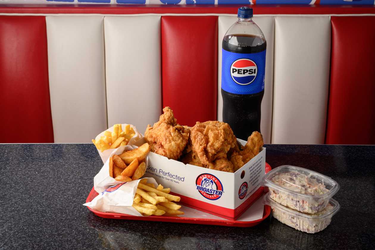 8 Piece Bucket