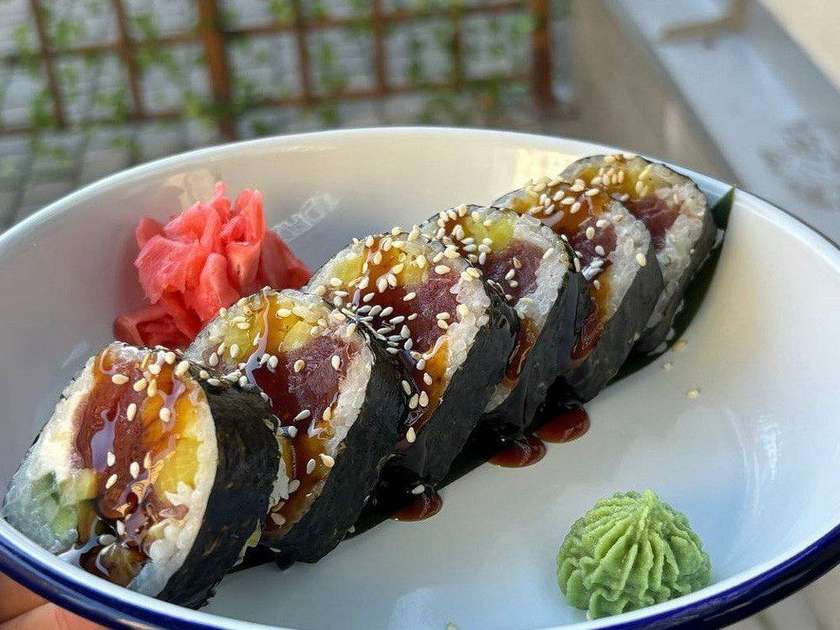FUTOMAKI TUŃCZYK