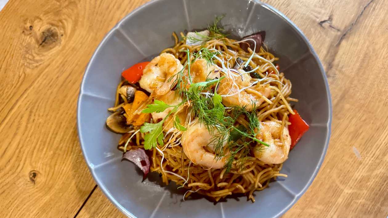 Stir fry nuudlid krevettidega