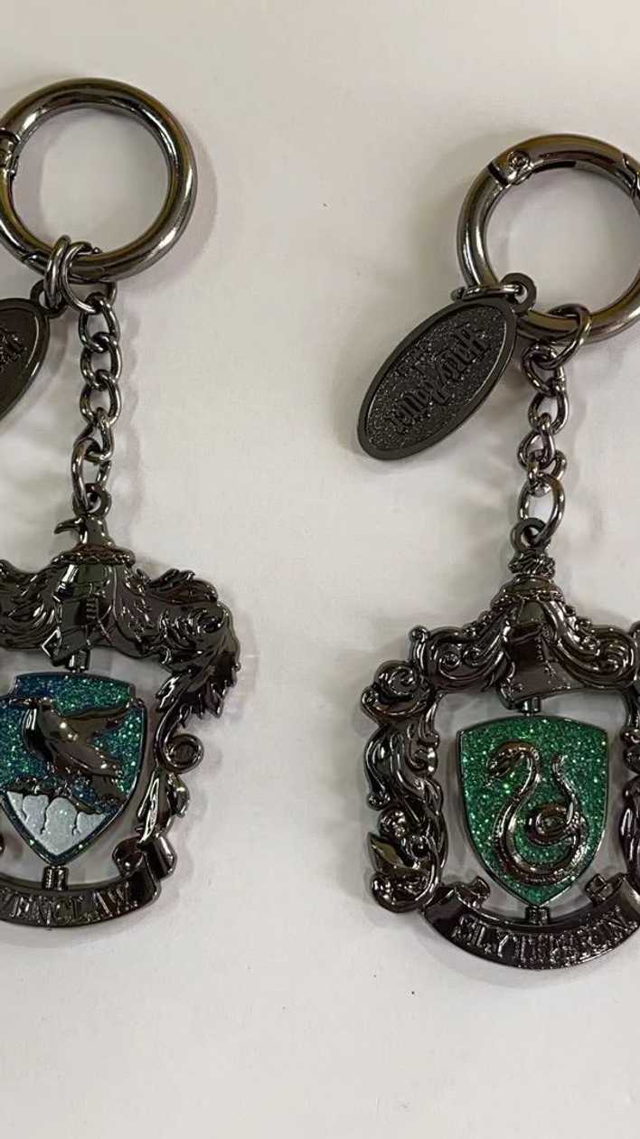 Harry Potter School Rotatory Metal Keychain