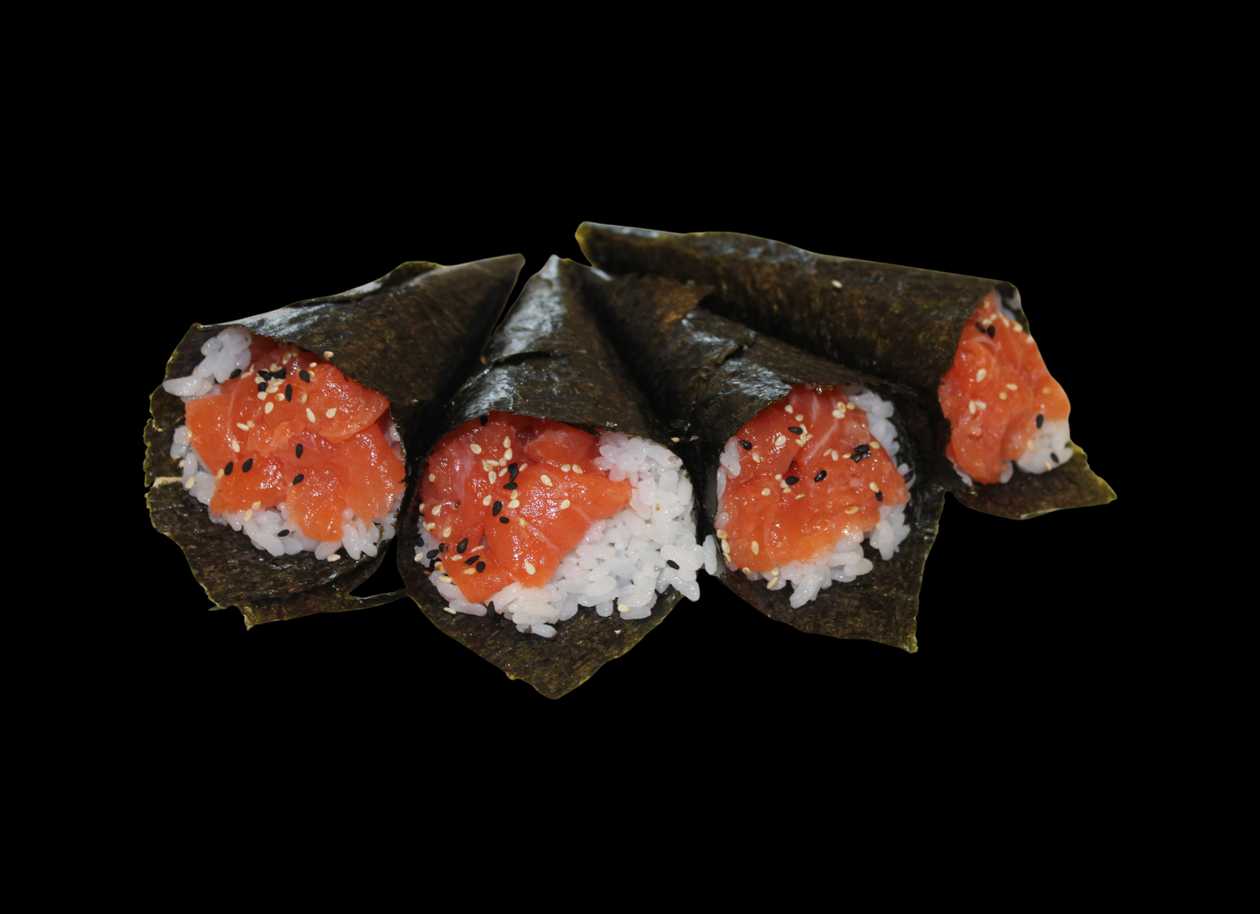 Salmon Temaki 4pcs