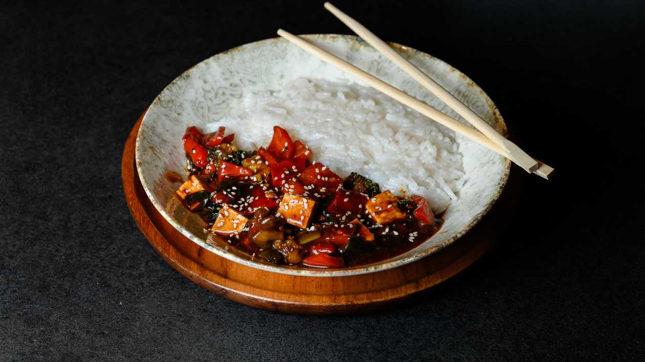 Stir fry tofu cu orez 350gr