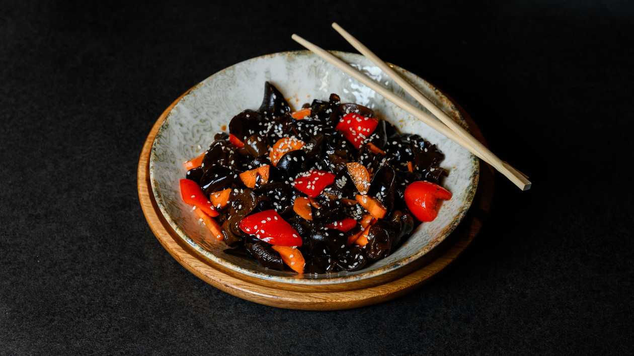 Salata cu urechi de lemn 250gr