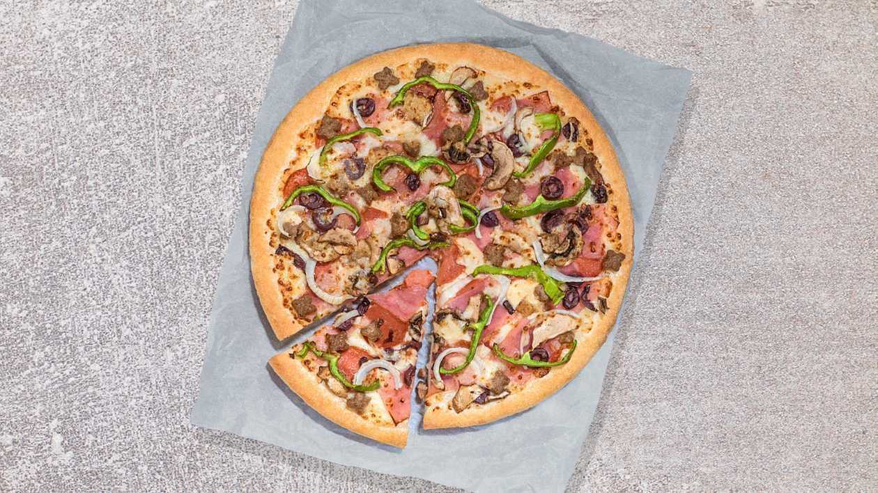 Super Supreme Solo Pizza