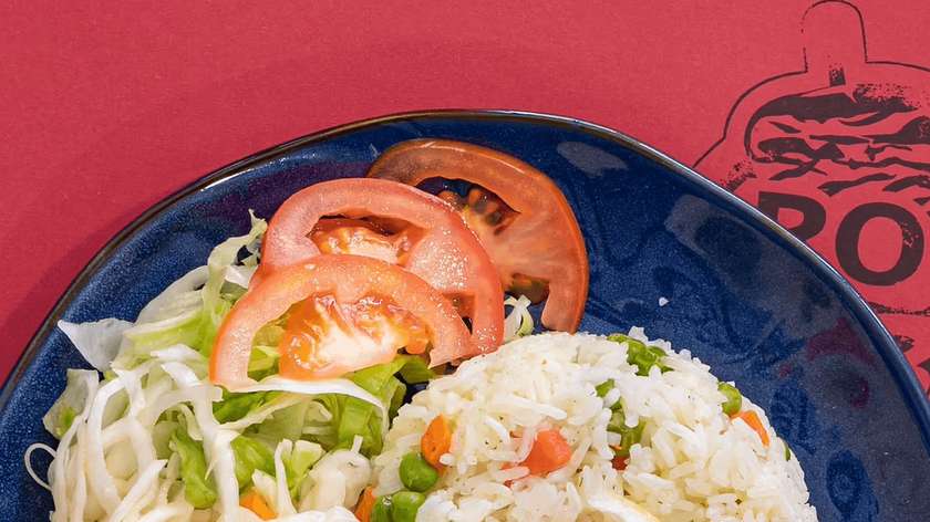 Velká rýže se salátem