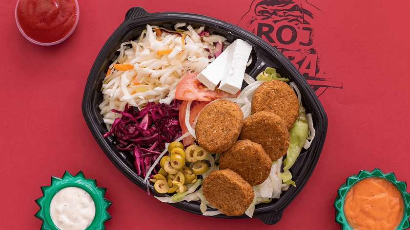 Velký falafel se salátem