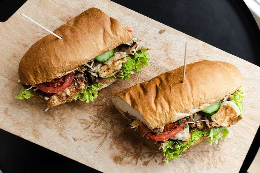 MONTMARTRE BAGUETTE