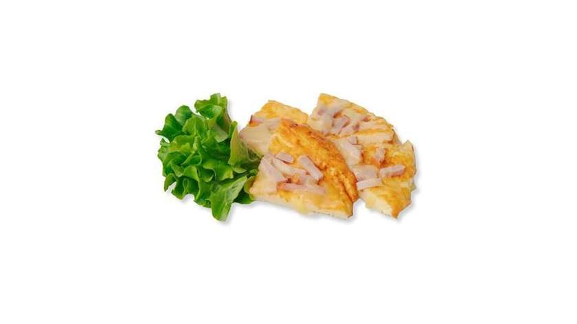 Omelet with ham and cheese