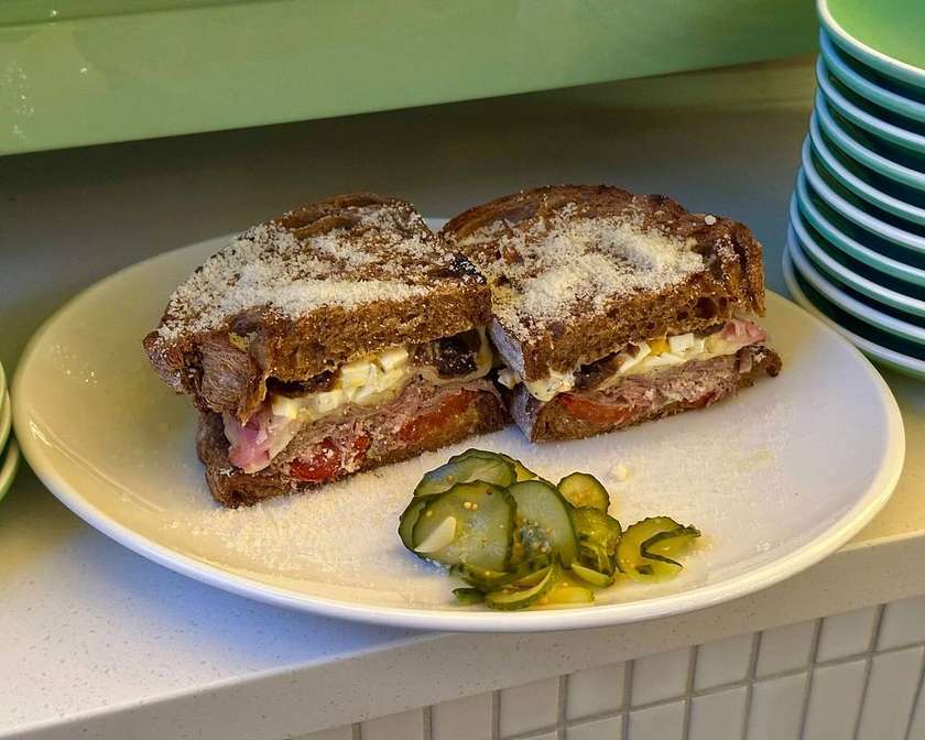 Roast Beef and Truffle Sauce Sandwich