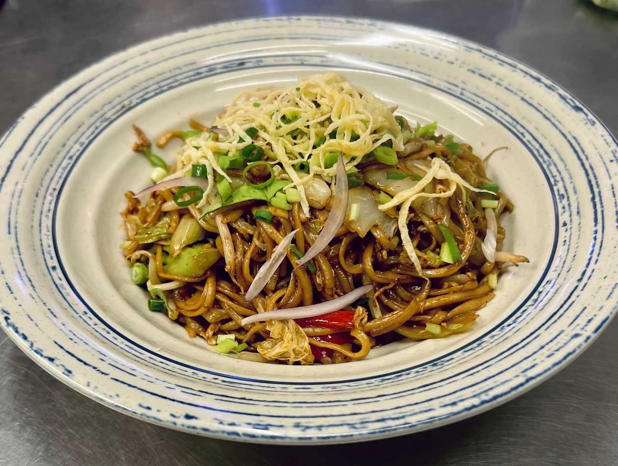 Makaron Chow Mein z Warzywami