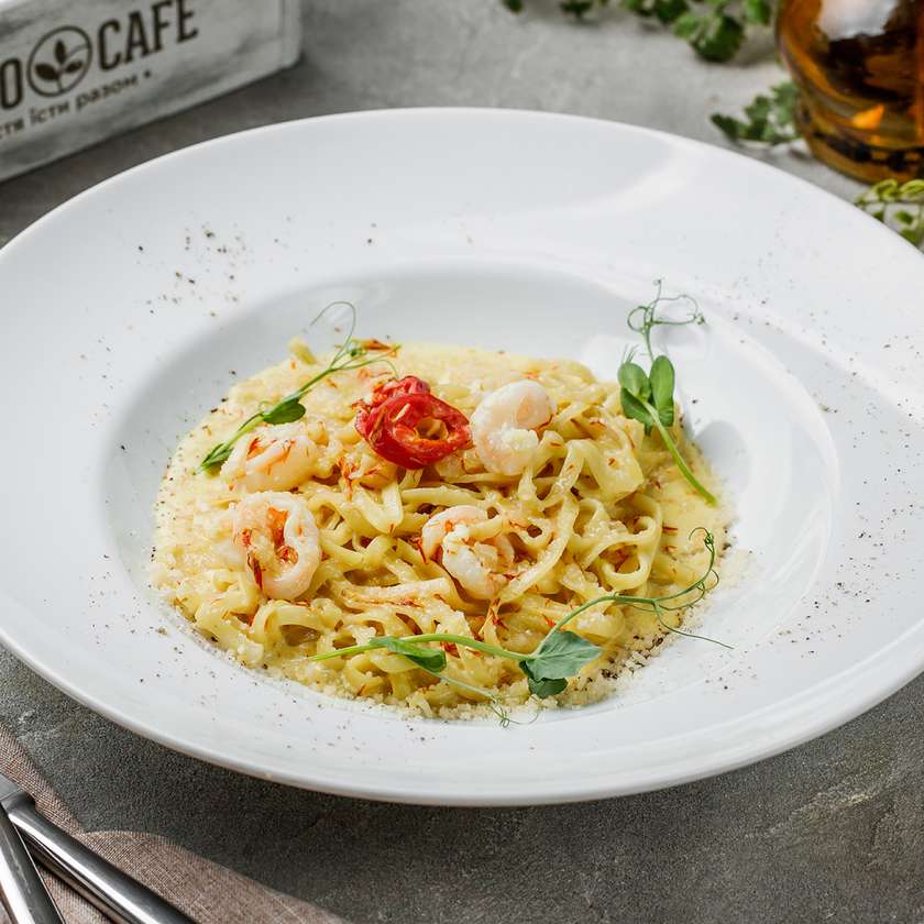 Маленька паста з креветками (280 г)