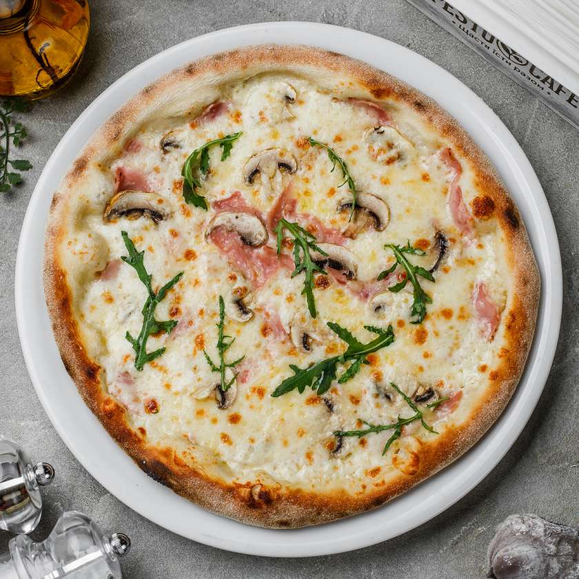 Піца з грибами та шинкою (450 г)