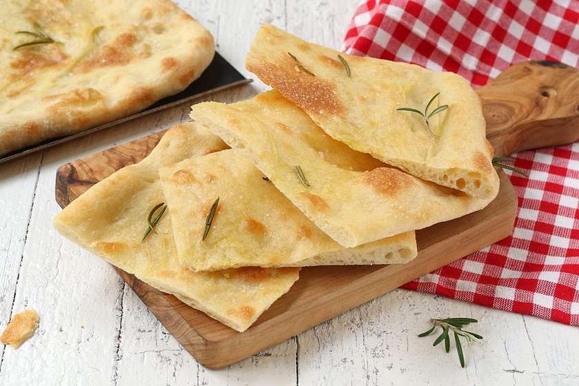 FOCACCIA AL ROSMARINO
