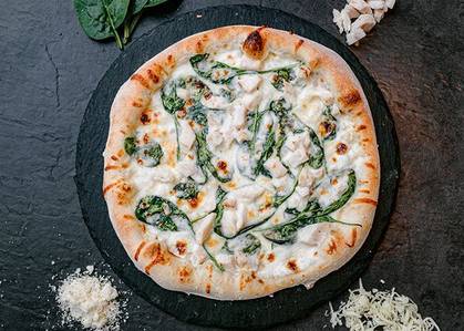 Malá Chicken Spinach