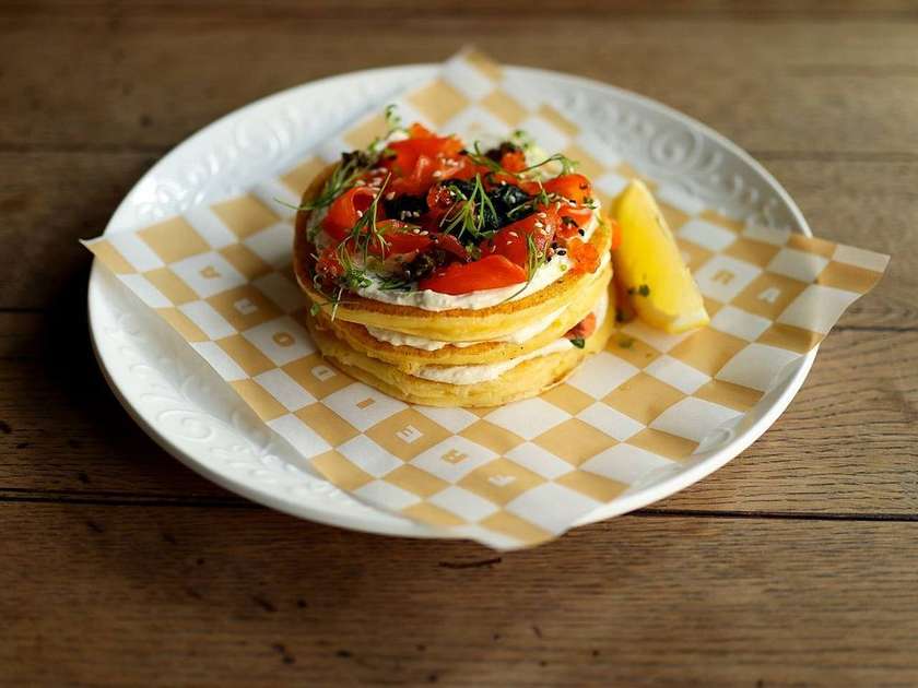 Рікотні панкейки із лососем 🥞