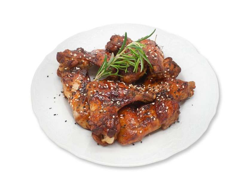 39. Kuřecí křidýlka pečená v troubě s omáčkou barbecue omáčkou