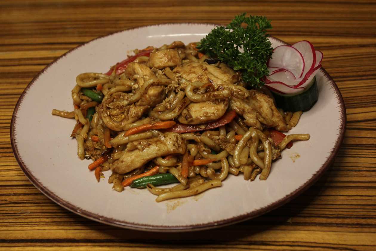 34A.Udon Gao with chicken