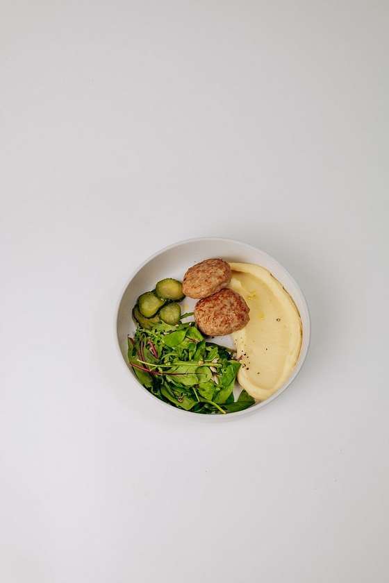 Turkey cutlets with mashed potatoes