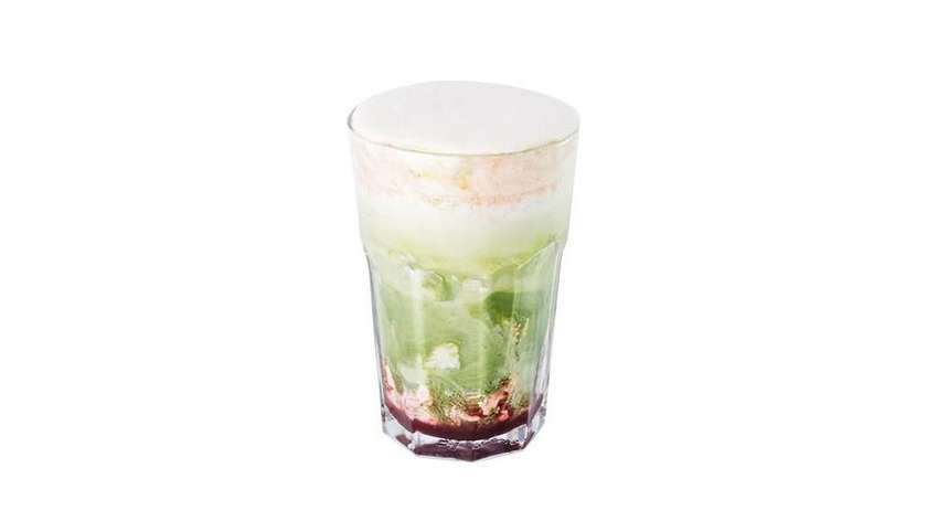 Iced strawberry matcha with CHEESE FOAM