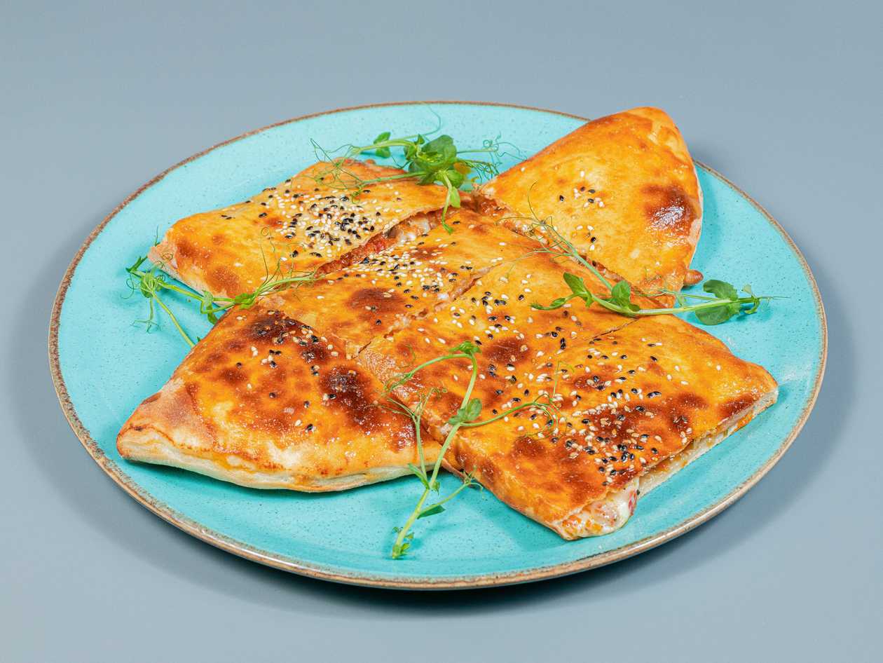Bashkent Pizza Calzone