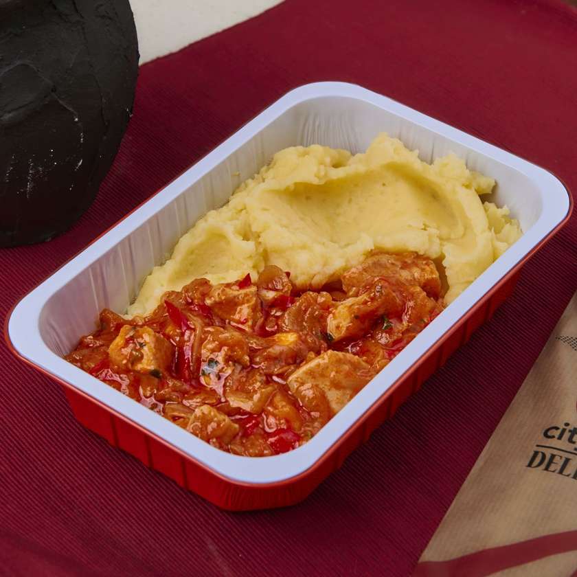 Tocaniță de pui cu piure de cartofi Hotlap