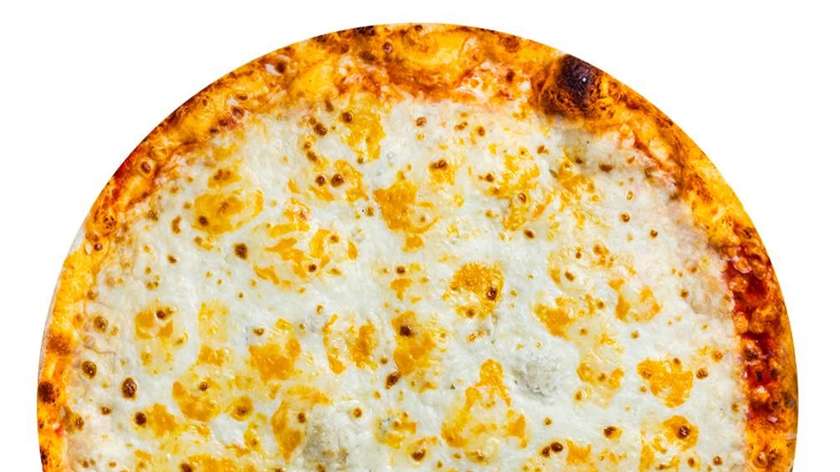 Quattro formaggi pizza