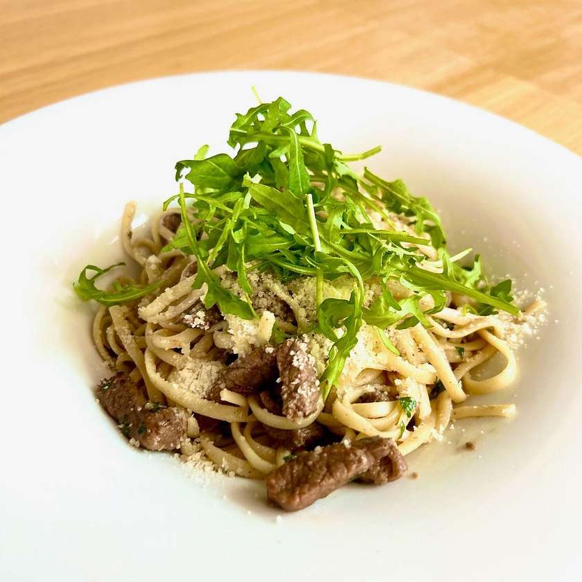 Linguine con Carne