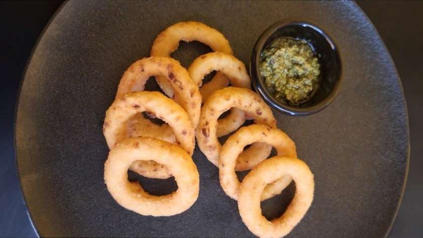 Fried Onion Rings (10 pcs)