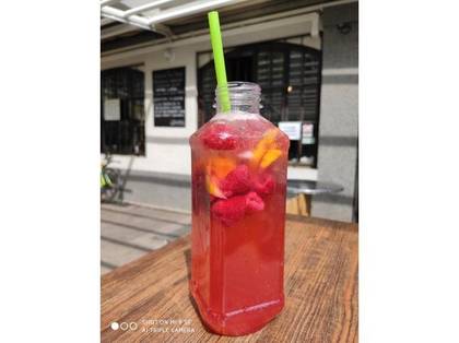 Naše Malinová limonáda s malinami 0,5L