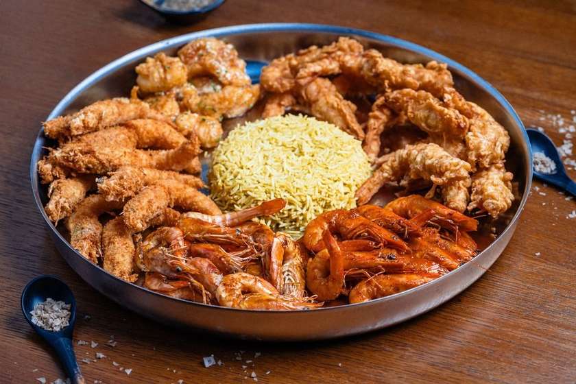 Shrimp Love Platter + 1 bottle of Feteasca White/Rose Aerosol (4 people)