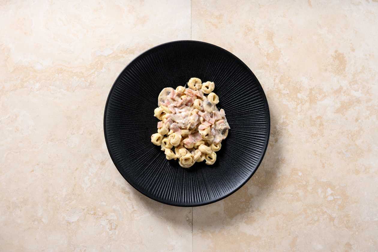 Kids Pasta Tortellini Crema, Prosciutto e Funghi
