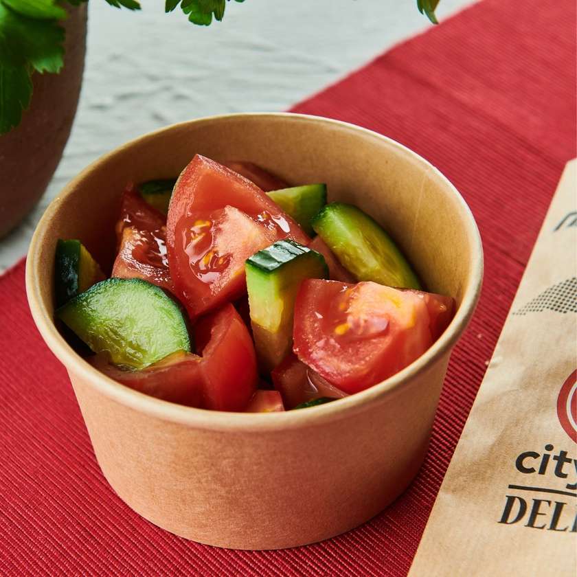 Salată de roșii cu castraveți “Diffuser”