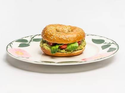 Bagel with Avocado and Goat Cheese