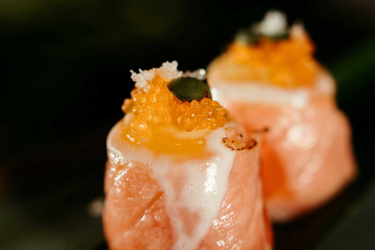 Gunkan Truffle Salmon