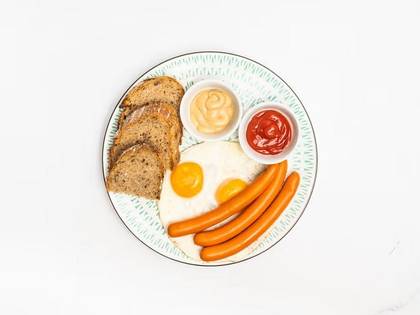 Sausages with Fried Egg