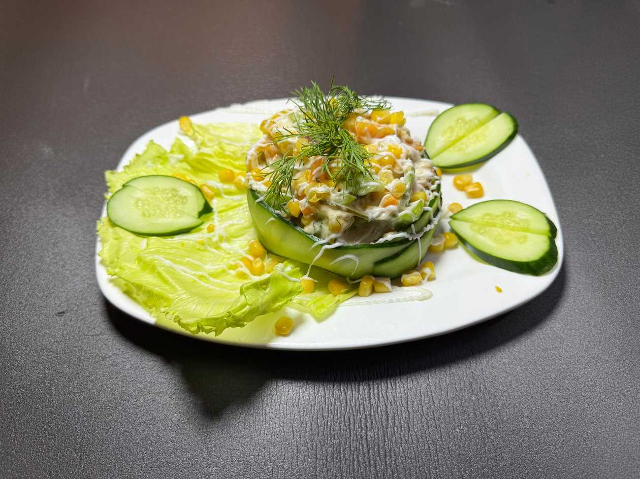 Toyuq Salatı