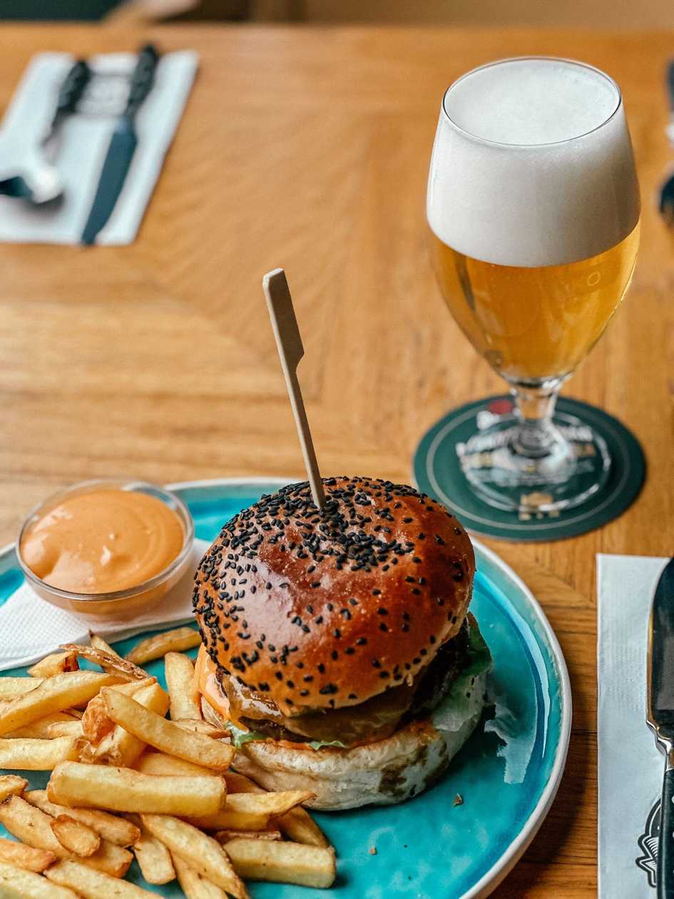 Hovädzí burger /Clasic