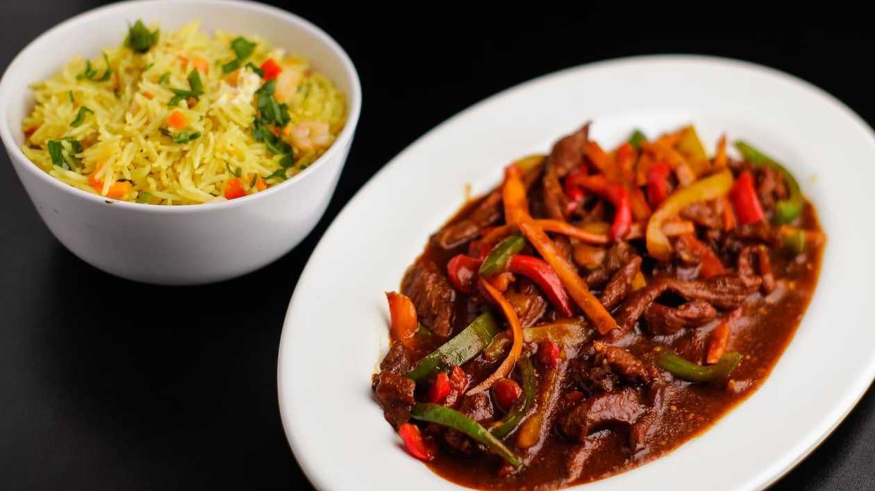 Shredded Beef Sauce with Fried Rice Or Chips