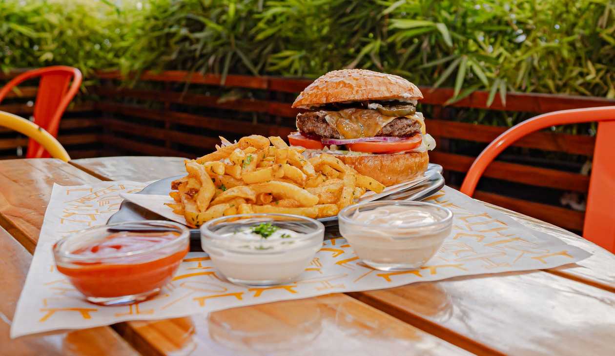 Mezza Lamb Burger