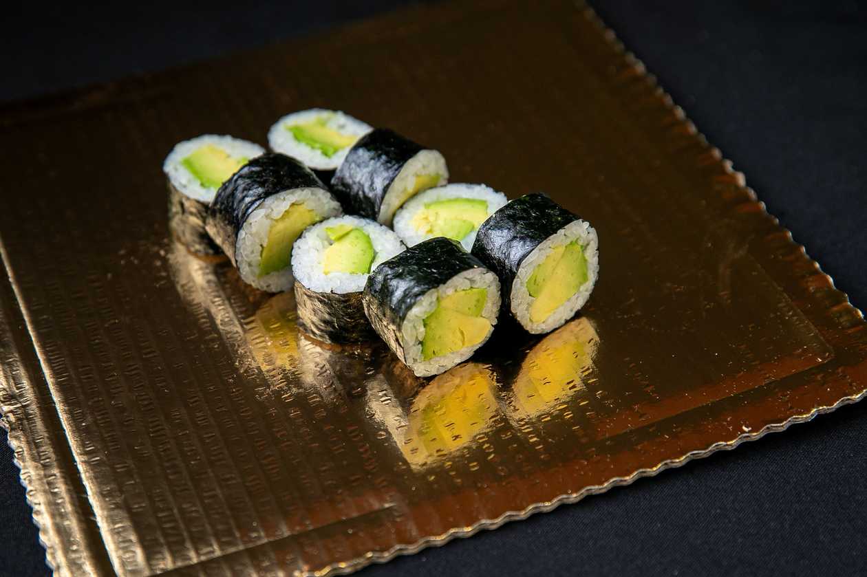 Hosomak z awokadą 8szt