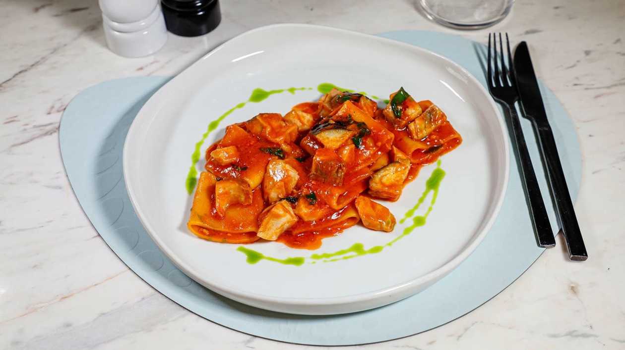 Paccheri "Alla Norma" cu Pește