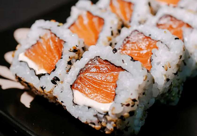 Uramaki Velvet Salmon