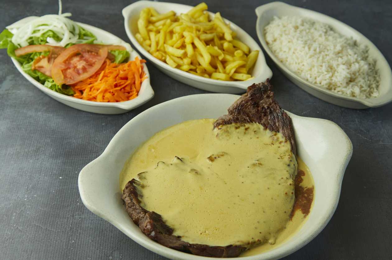 Bife com Molho de Mostarda