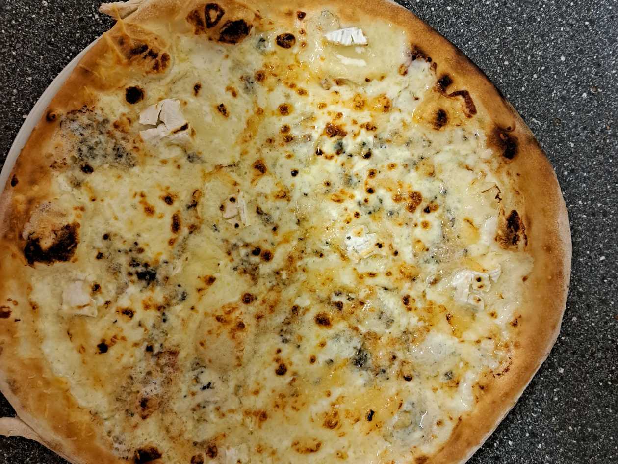 PIZZA MOZZANO    mala