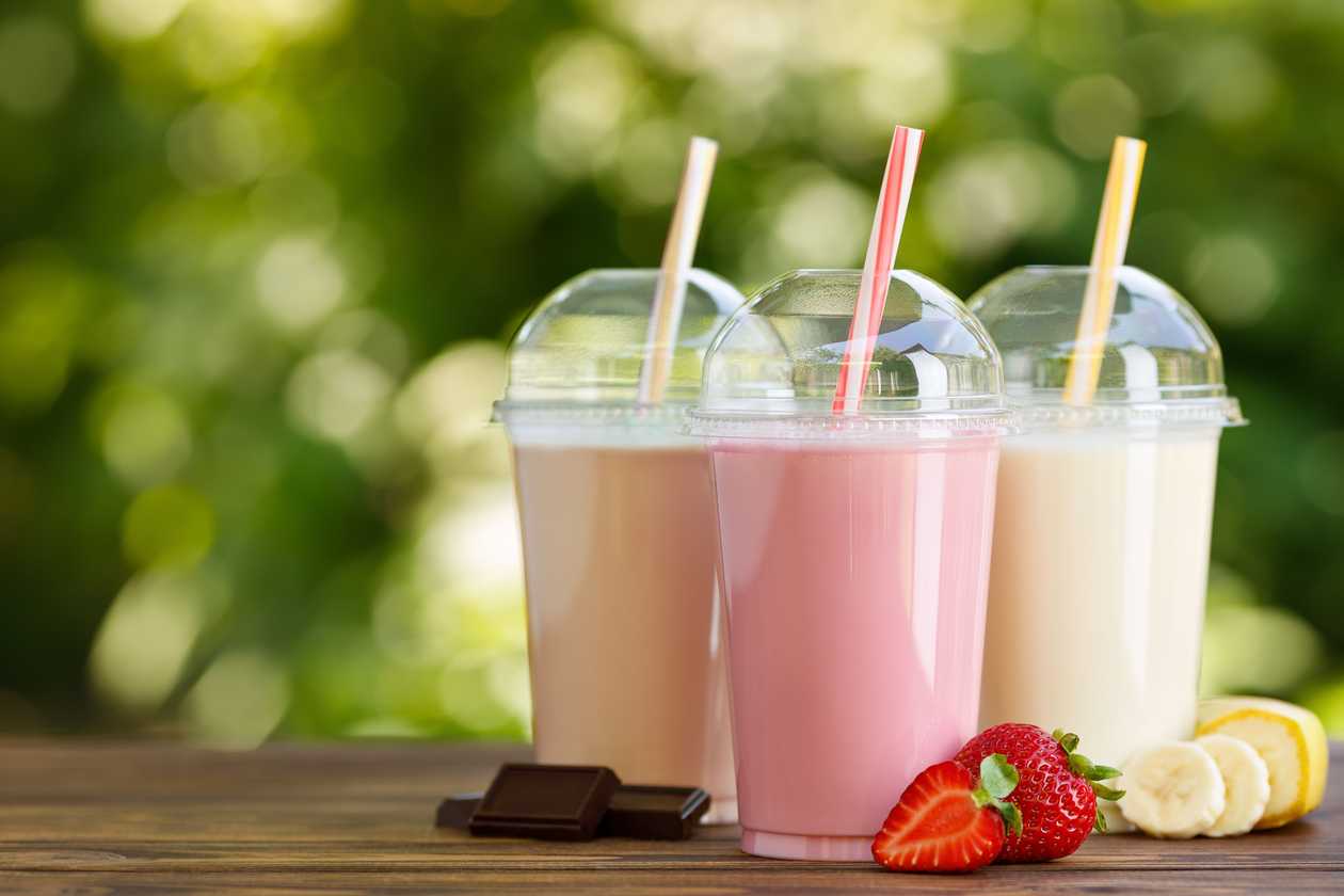 Ice cream cocktail - peach