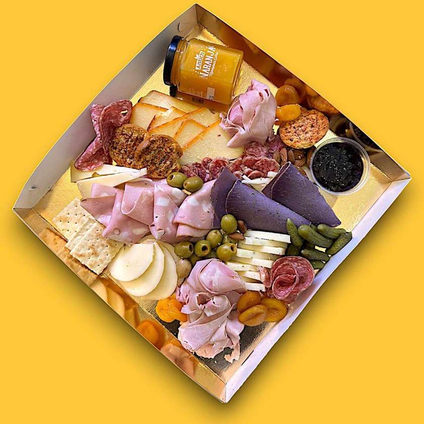 Northern Flavors Board M